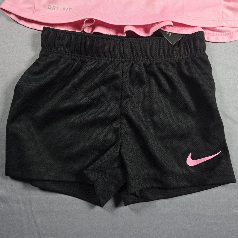 Nike Dri-Fit Little Girl's  2-Piece Graphic Tee & Short Set Pink Black 3T